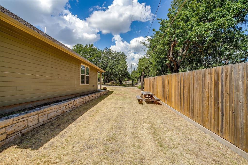 719 Harness Trail Property Photo 20