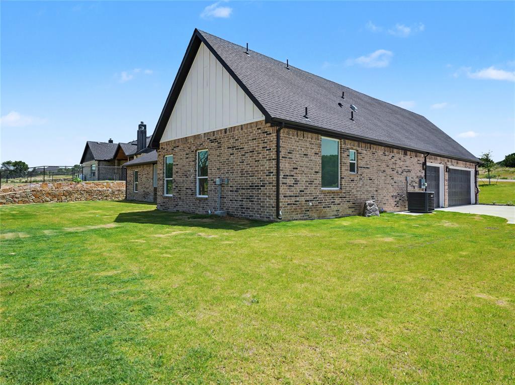 328 Slimp Bluff Avenue Property Photo 4