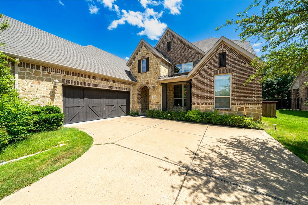 2213 Cotswold Valley Court Property Photo 1
