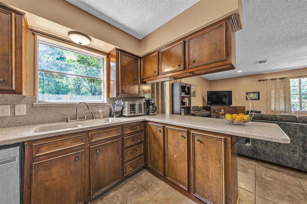 190 Crowfoot Lane Property Photo 16