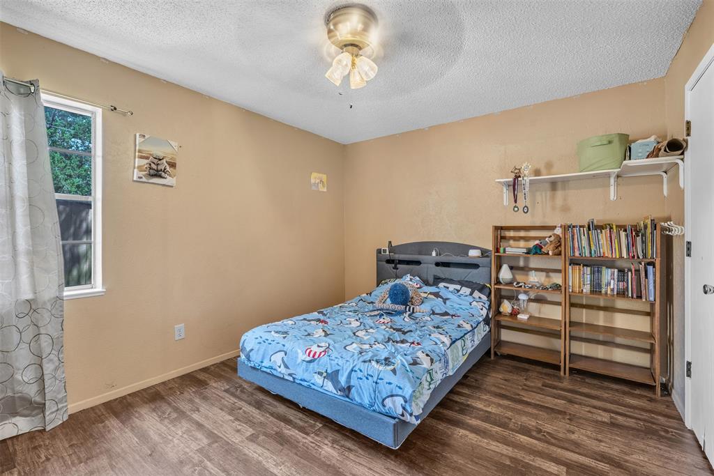 190 Crowfoot Lane Property Photo 23