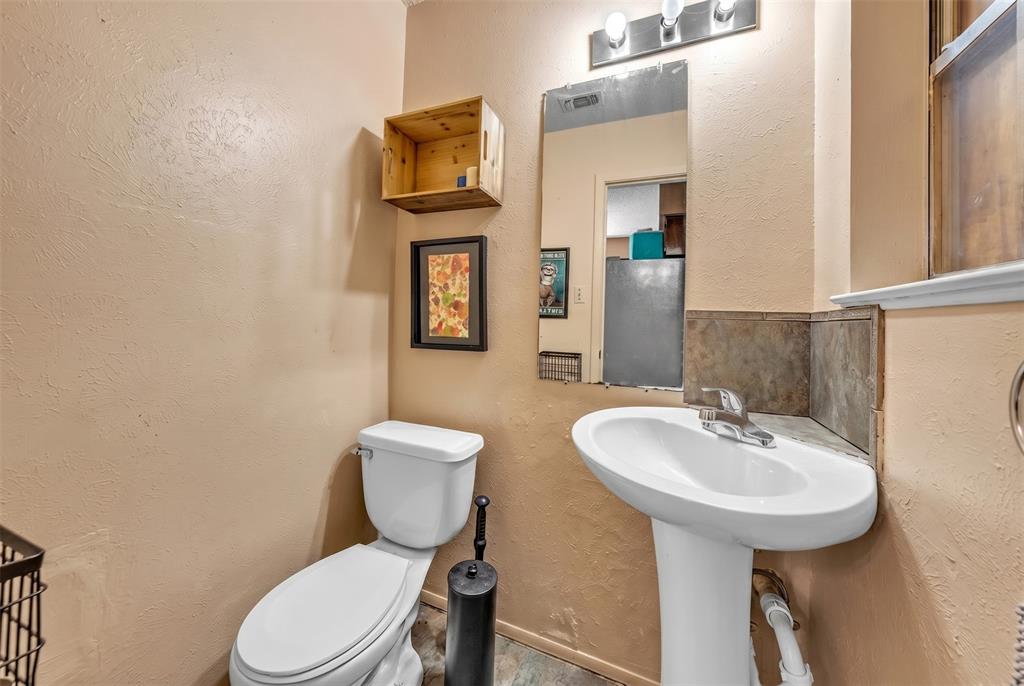190 Crowfoot Lane Property Photo 24