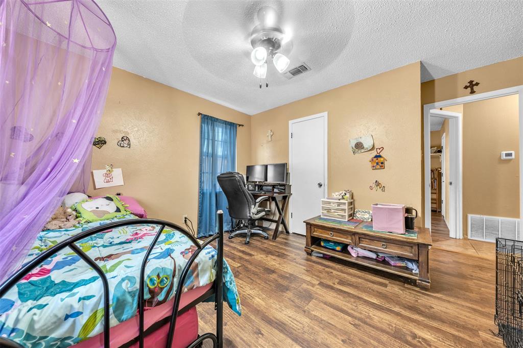 190 Crowfoot Lane Property Photo 27
