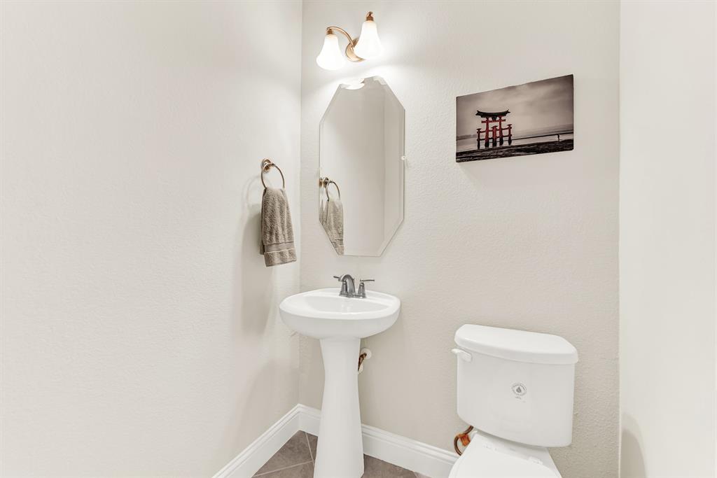13882 Gibraltar Lane Property Photo 23