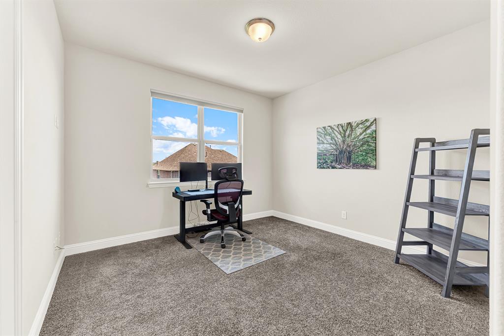 13882 Gibraltar Lane Property Photo 31