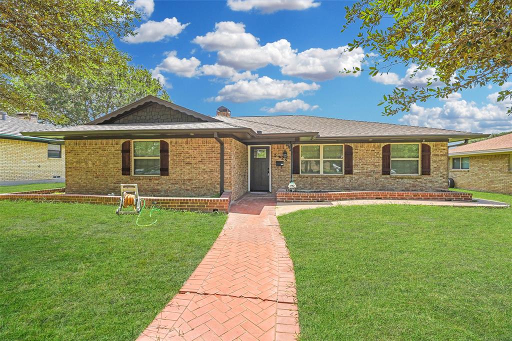 5429 Enderly Place Property Photo 1