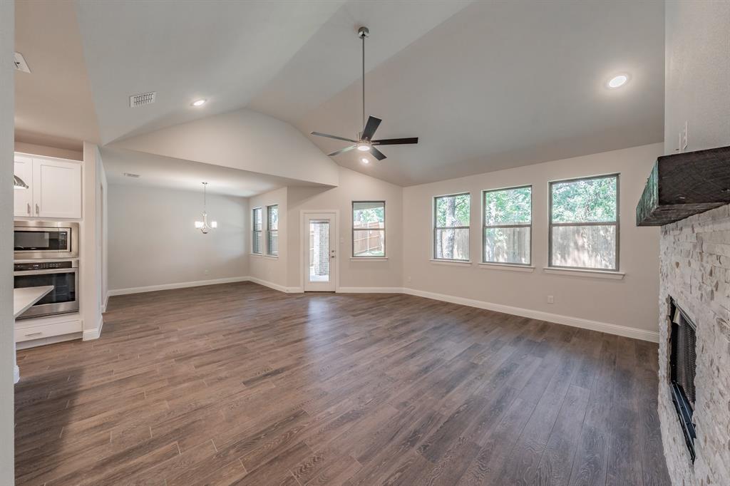 241 Gardenia Drive Property Photo 3
