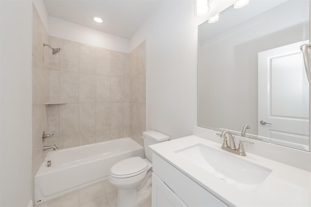 241 Gardenia Drive Property Photo 27