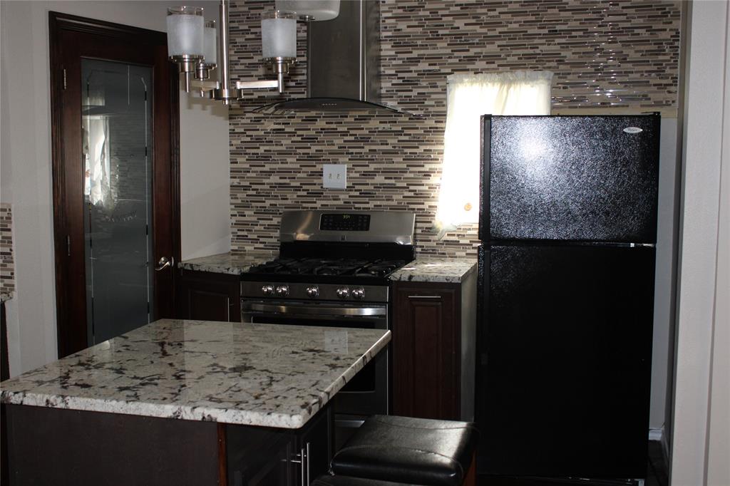 2817 Cleveland Avenue Property Photo 4