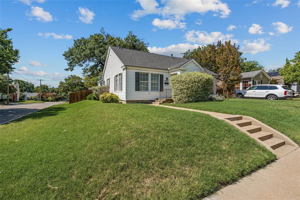 3901 Linden Avenue Property Photo 1