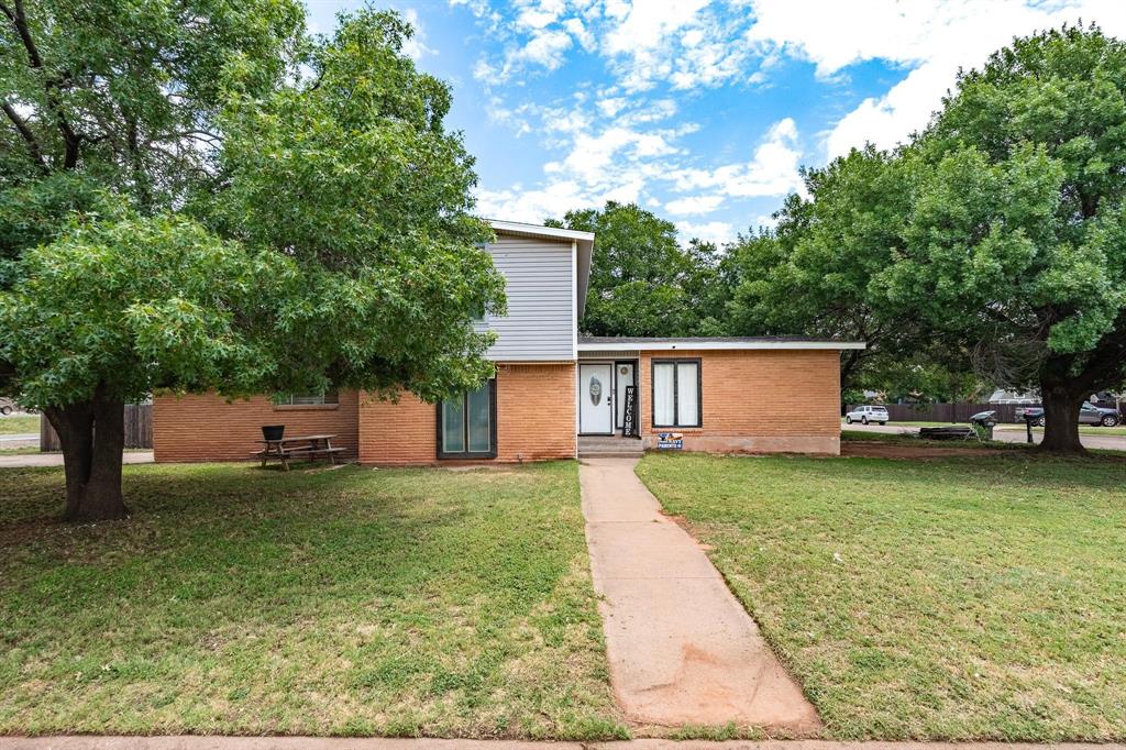1602 N Bowie Drive Property Photo 4