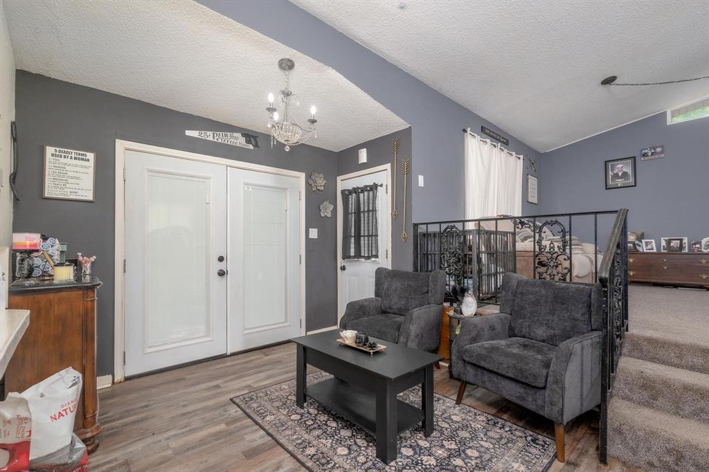 1602 N Bowie Drive Property Photo 11