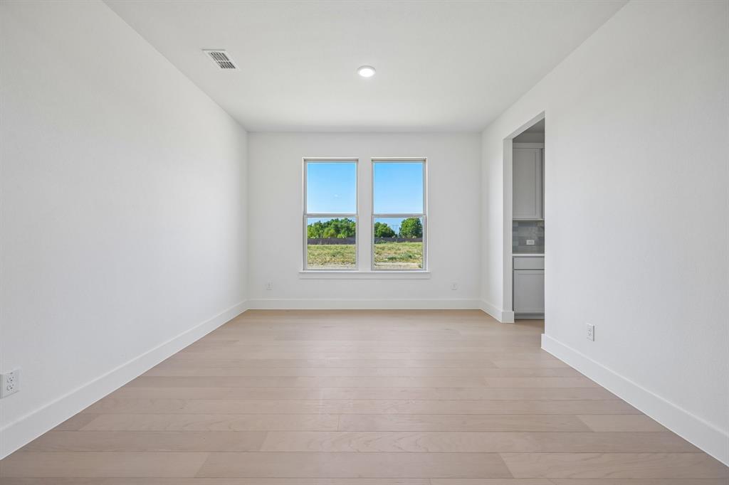 4617 Floral Fields Way Property Photo 14