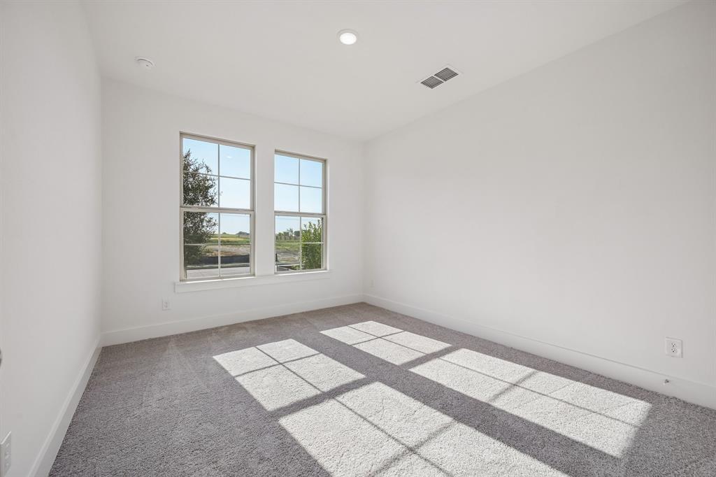 4617 Floral Fields Way Property Photo 15