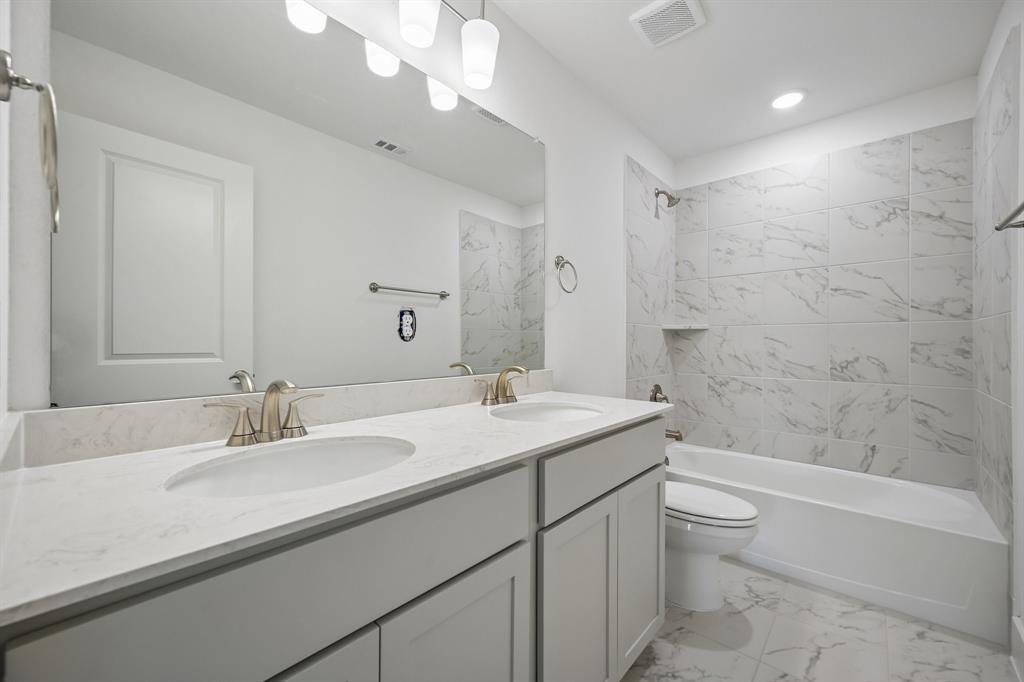 4617 Floral Fields Way Property Photo 29