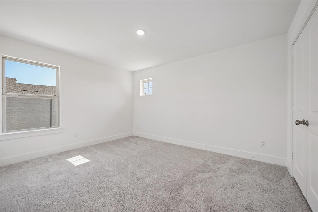 4617 Floral Fields Way Property Photo 30
