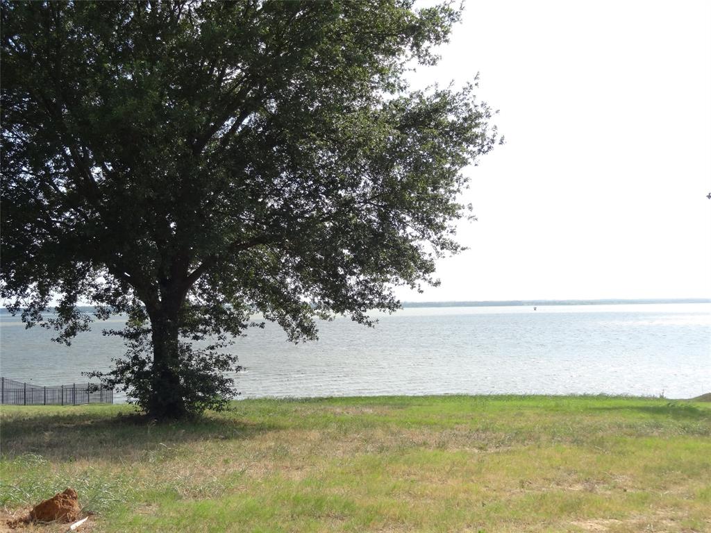 1548 Shoreline Drive Property Photo 17