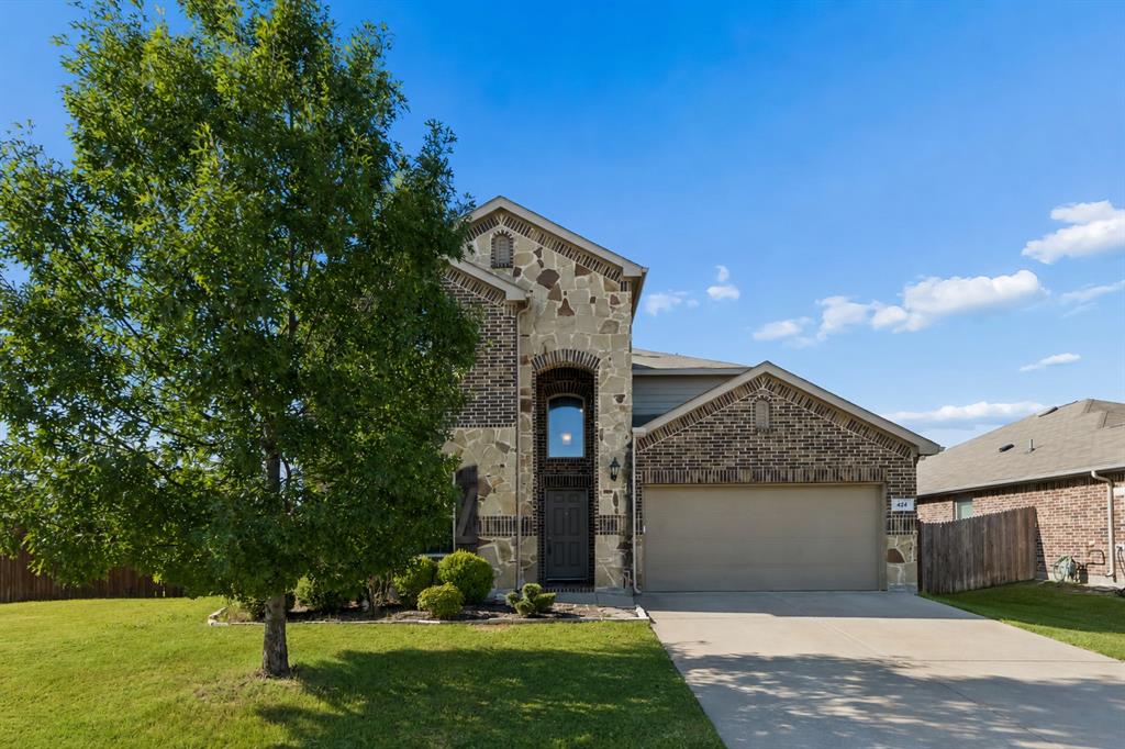 424 Eureka Court Property Photo 1