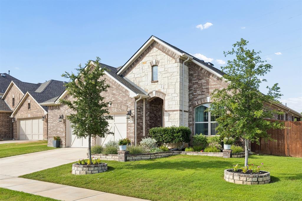 14713 Spitfire Trail Property Photo 1