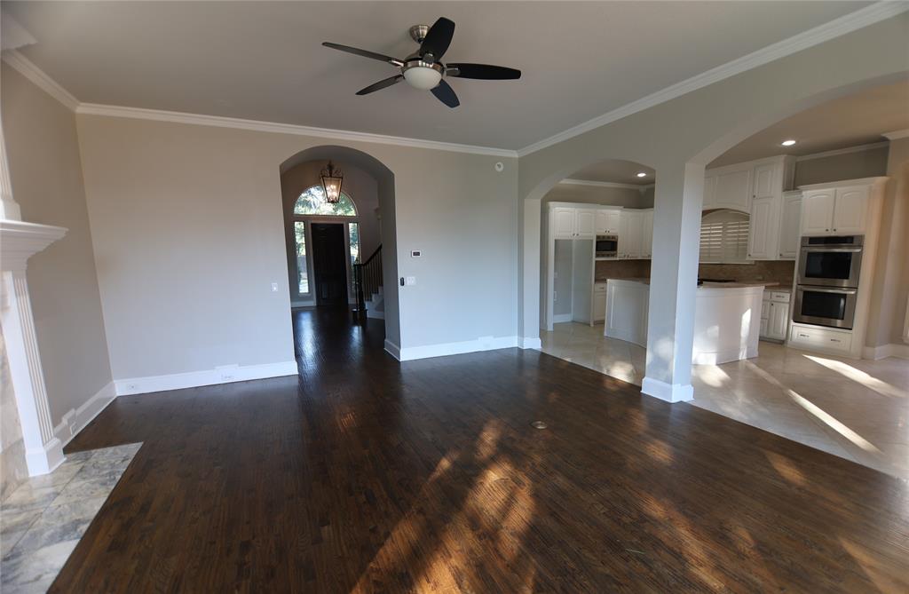 6060 Van Horn Lane Property Photo 4