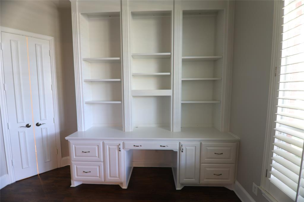 6060 Van Horn Lane Property Photo 6
