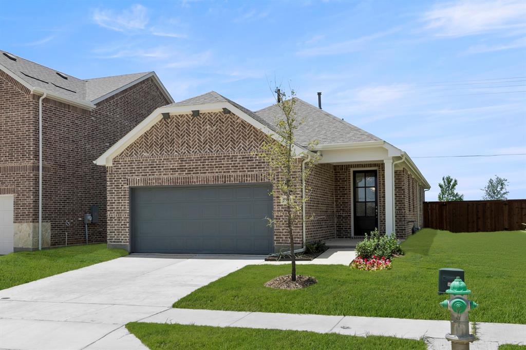 5941 Laurel Lake Lane Property Photo 1