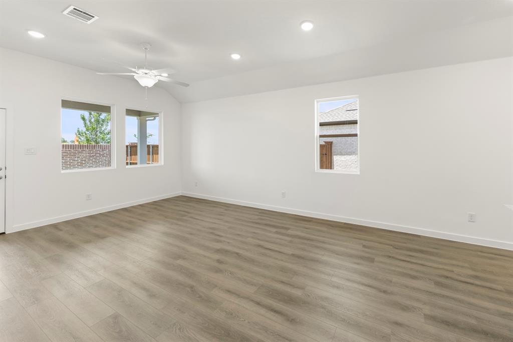 5941 Laurel Lake Lane Property Photo 15