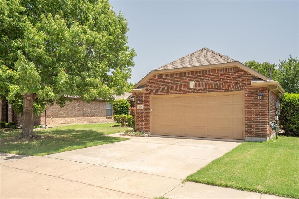 815 Horizon Ridge Circle Property Photo 3