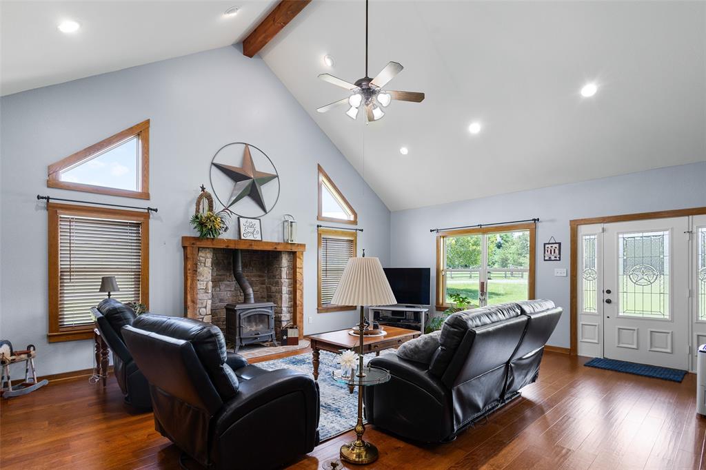 5884 Fm 1650 Property Photo 16