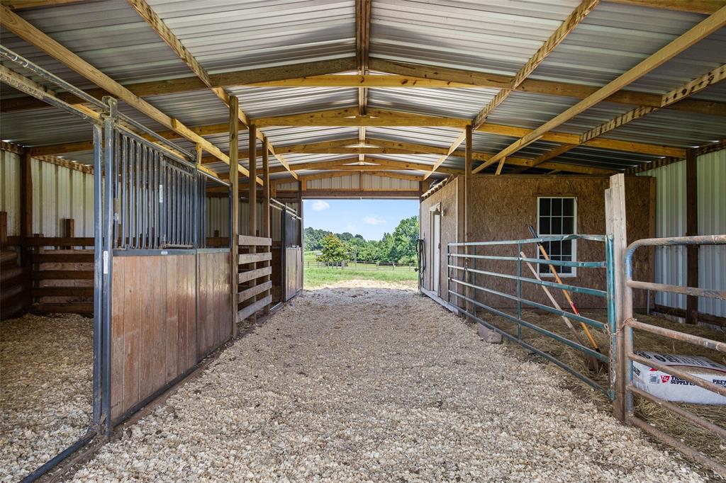 5884 Fm 1650 Property Photo 37