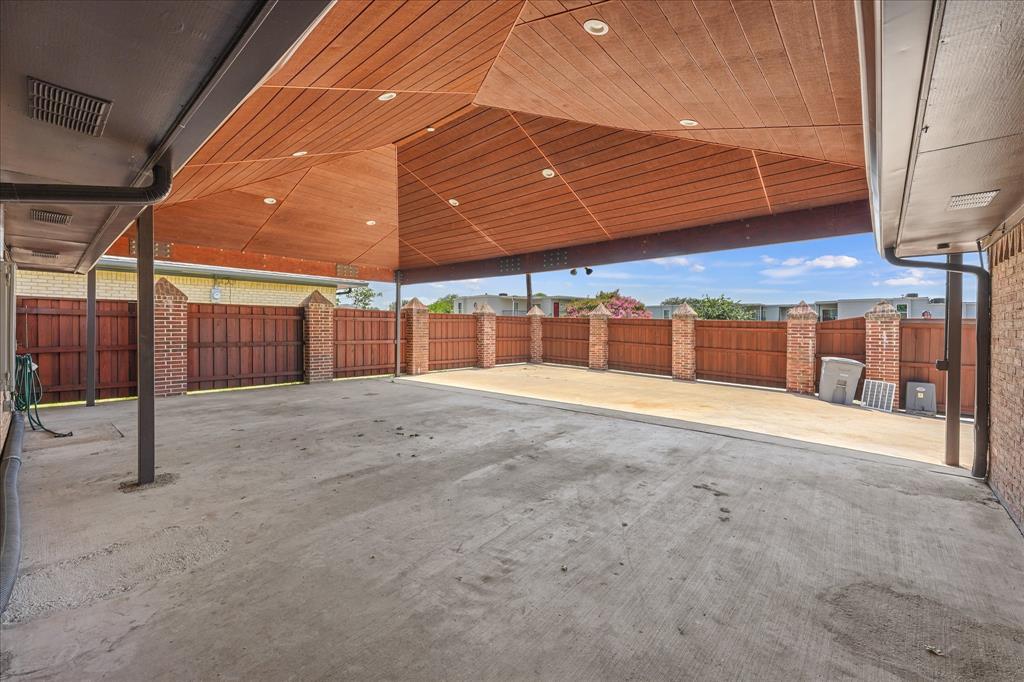 5429 Enderly Place Property Photo 27