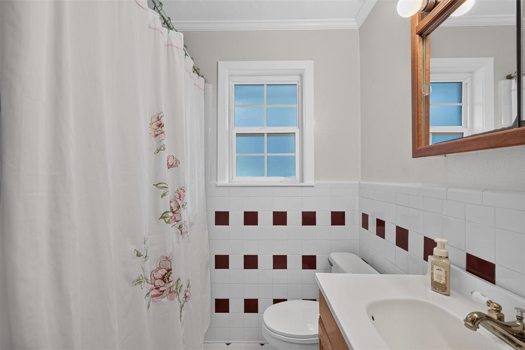 124 Lawrence Drive Property Photo 15