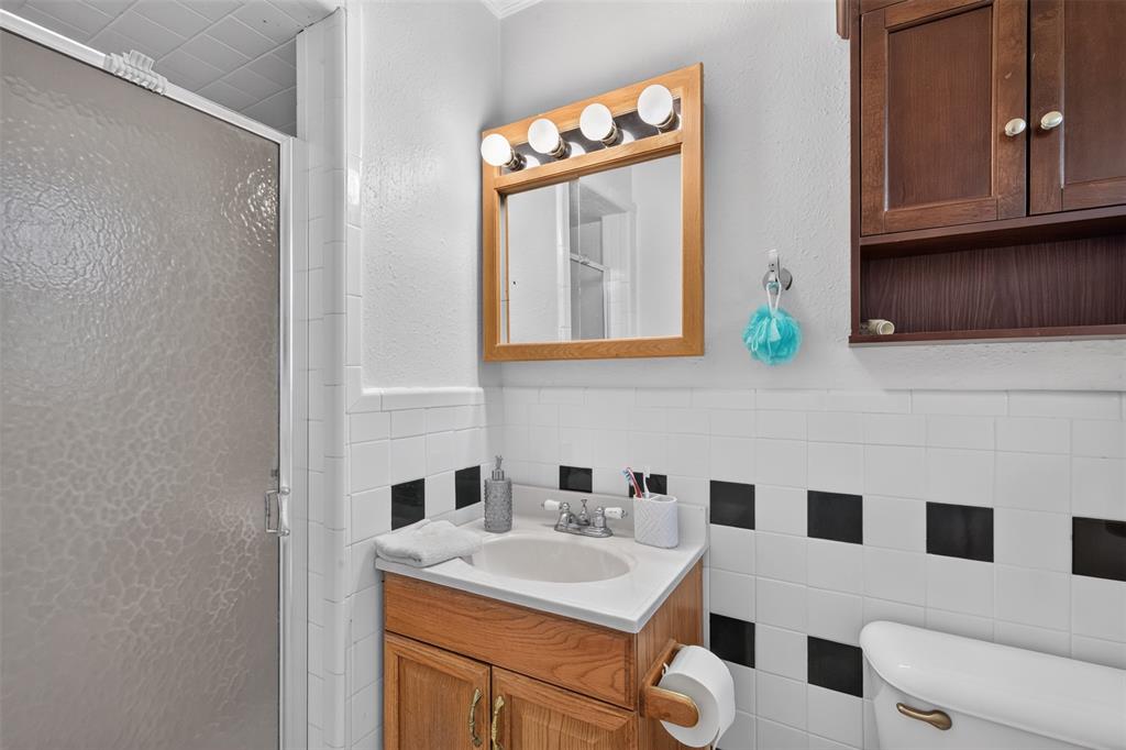 124 Lawrence Drive Property Photo 20