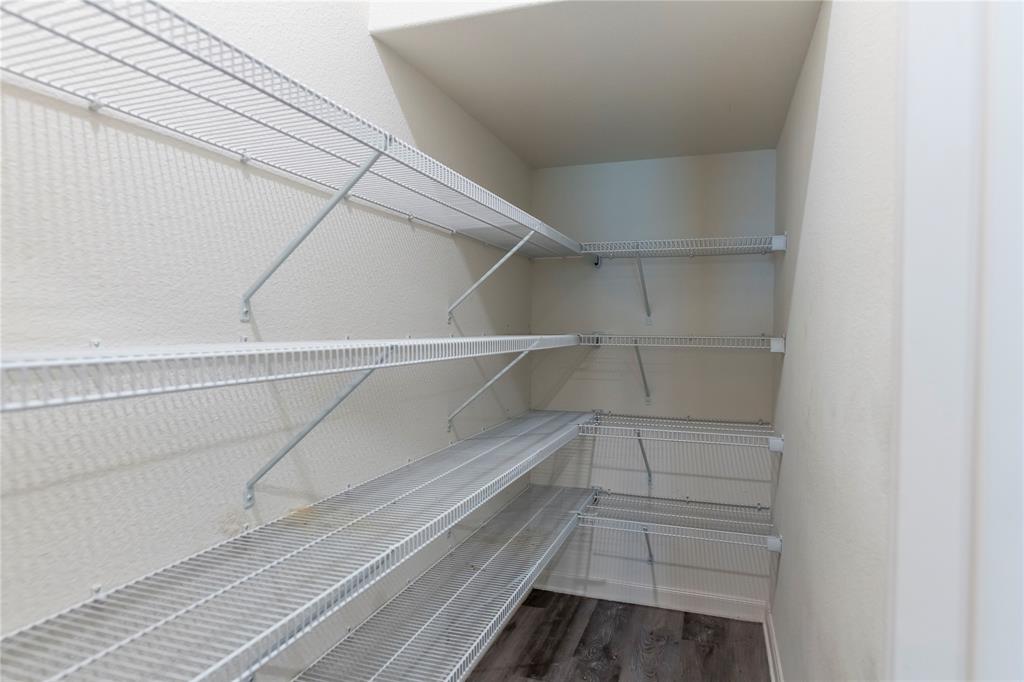 1825 Fergus Drive Property Photo 17
