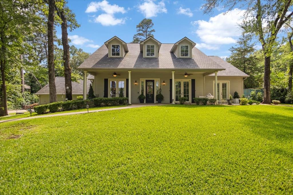 1436 Lakeshore Drive Property Photo 2