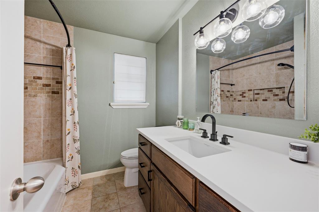 2536 Saint Francis Avenue Property Photo 24