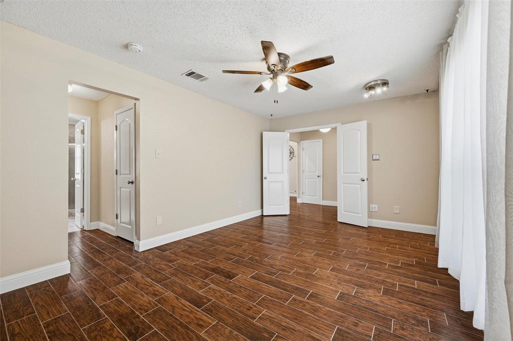 2713 Riviera Drive Property Photo 18