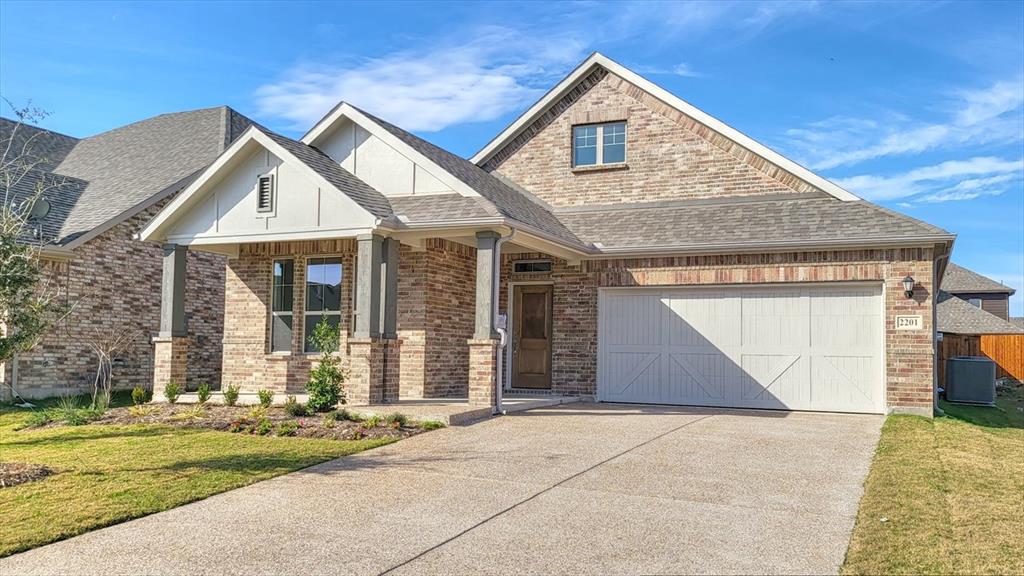 2201 River Trail