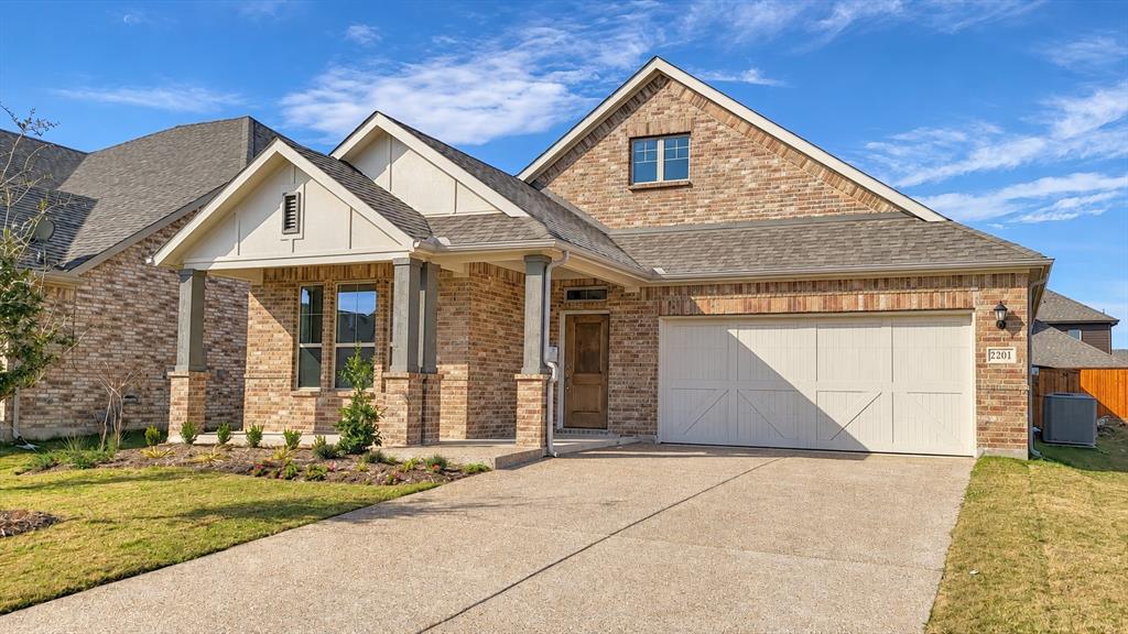 2201 River Trail