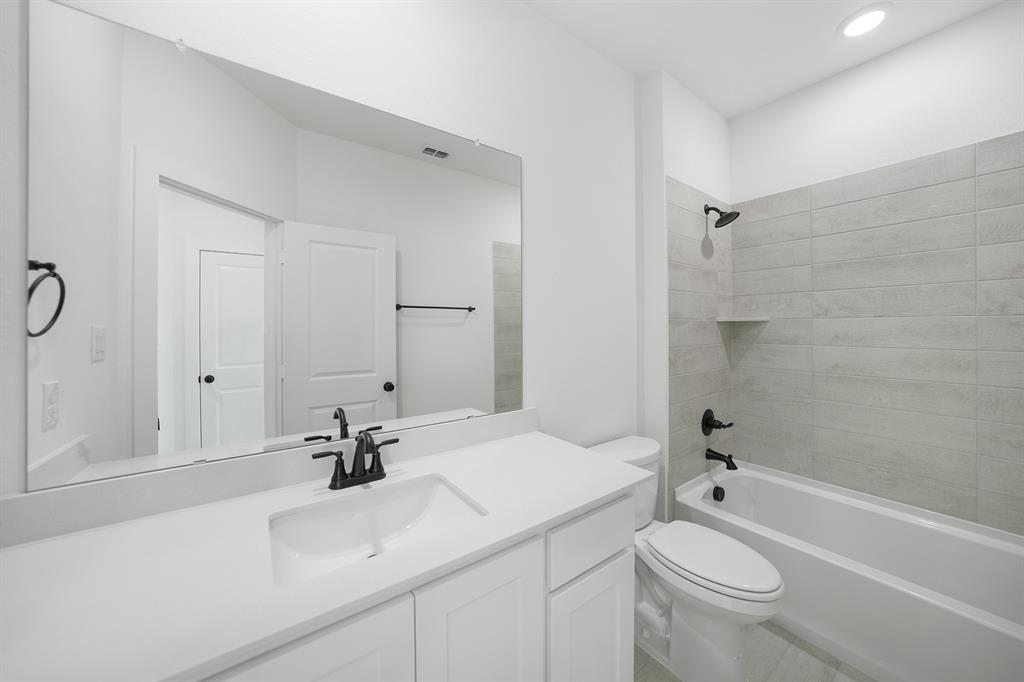 1311 Sapphire Lane Property Photo 23