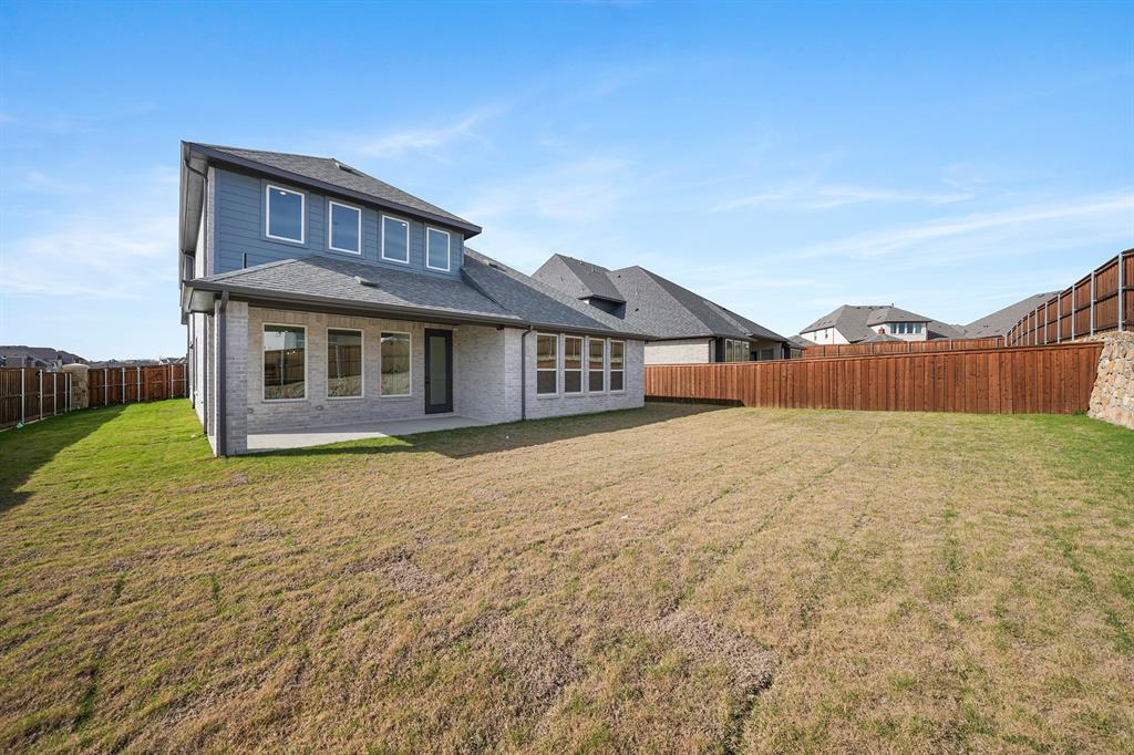 1311 Sapphire Lane Property Photo 28
