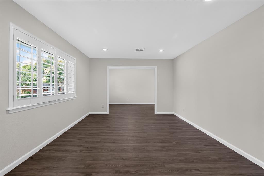 4348 Selkirk Drive Property Photo 10