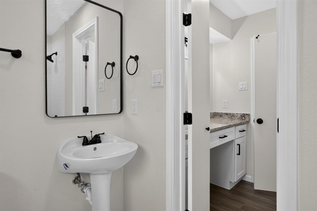 4348 Selkirk Drive Property Photo 32