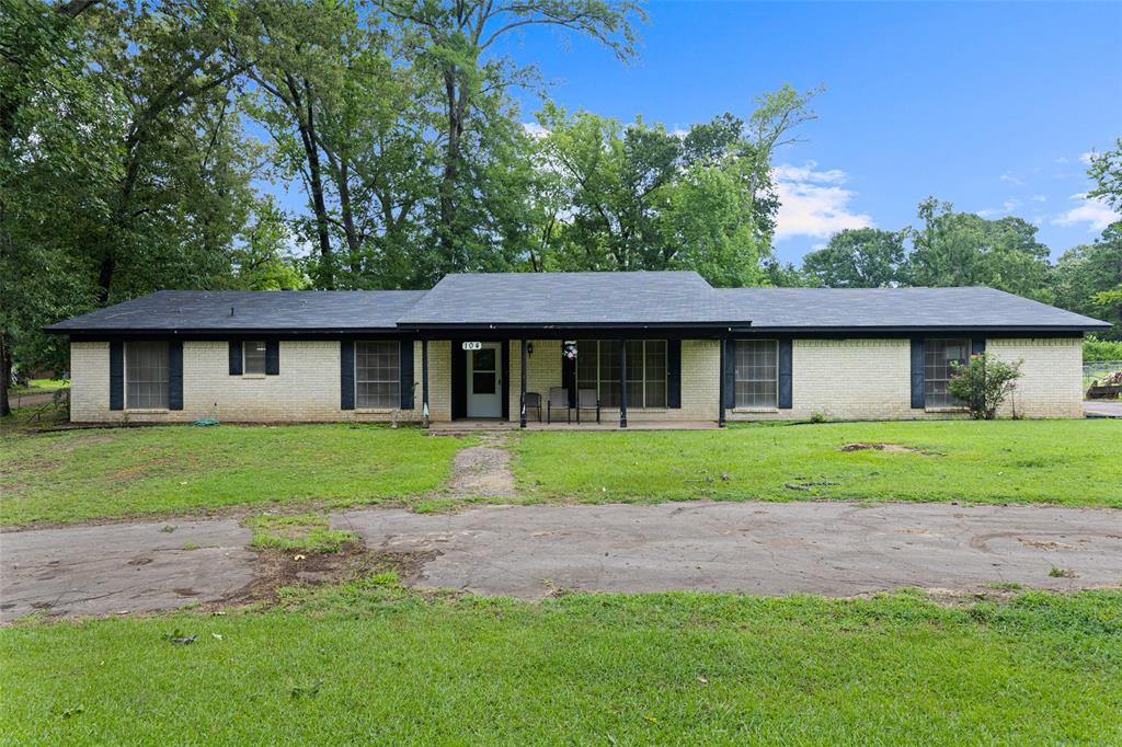 104 N Timberlane Property Photo 25