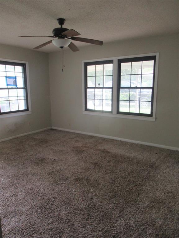 214 S Youree Street Property Photo 2