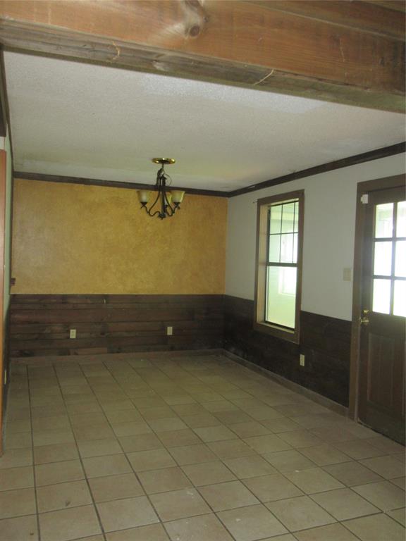 214 S Youree Street Property Photo 10