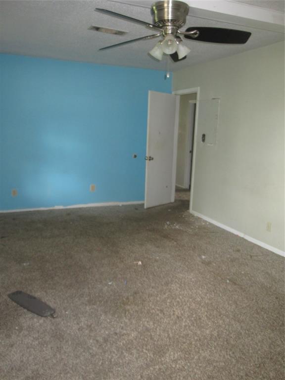 214 S Youree Street Property Photo 12