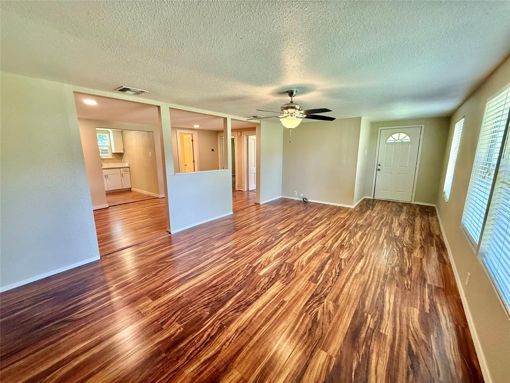 417 Putman Street Property Photo 1