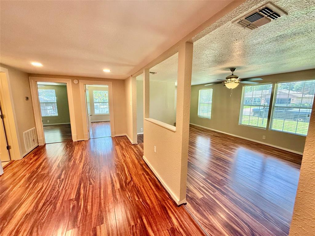 417 Putman Street Property Photo 6