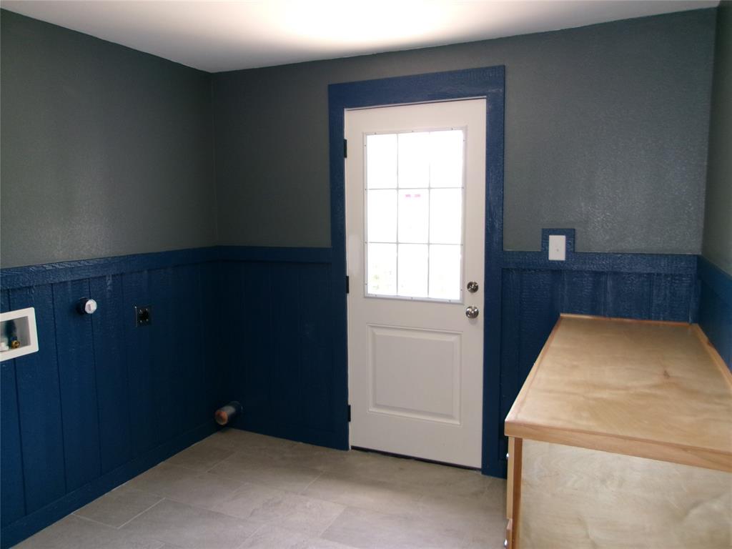 419 W Evans Avenue Property Photo 28